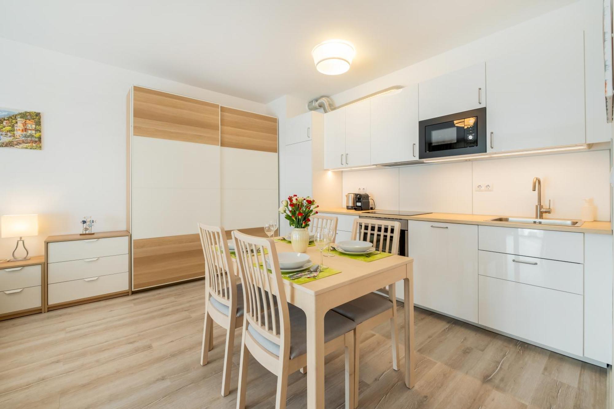 Mf Port Azur Wellness Apartments Siófok Exteriér fotografie
