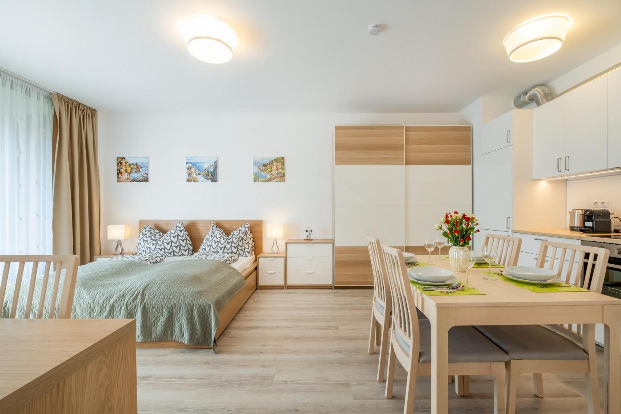 Mf Port Azur Wellness Apartments Siófok Exteriér fotografie